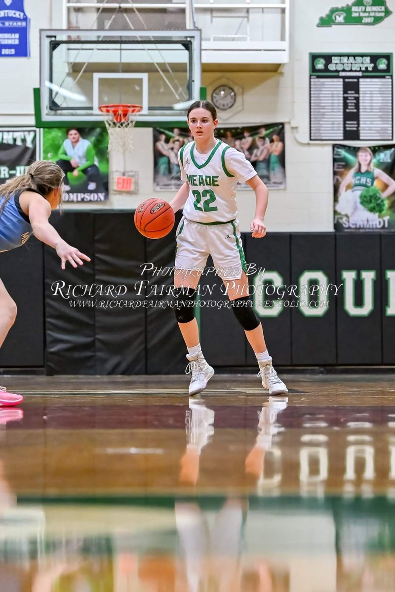 FairmanRich's tweet photo. The @MeadeCoSchools  @LadyWaves_Bball defeat the mulenberg lady Mustangs by a score of 70-40. https://t.co/kfWE84yHZy
