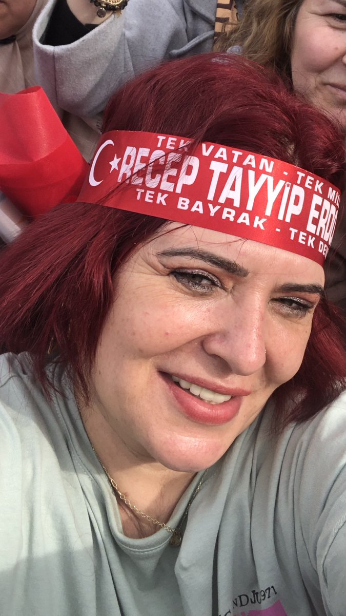 Cumhurbaşkanım güzel memleketim Zonguldağa gelirde ben gitmezmiyim uçarak giderim 😊❤️🌹🇹🇷🇹🇷🔥❤️