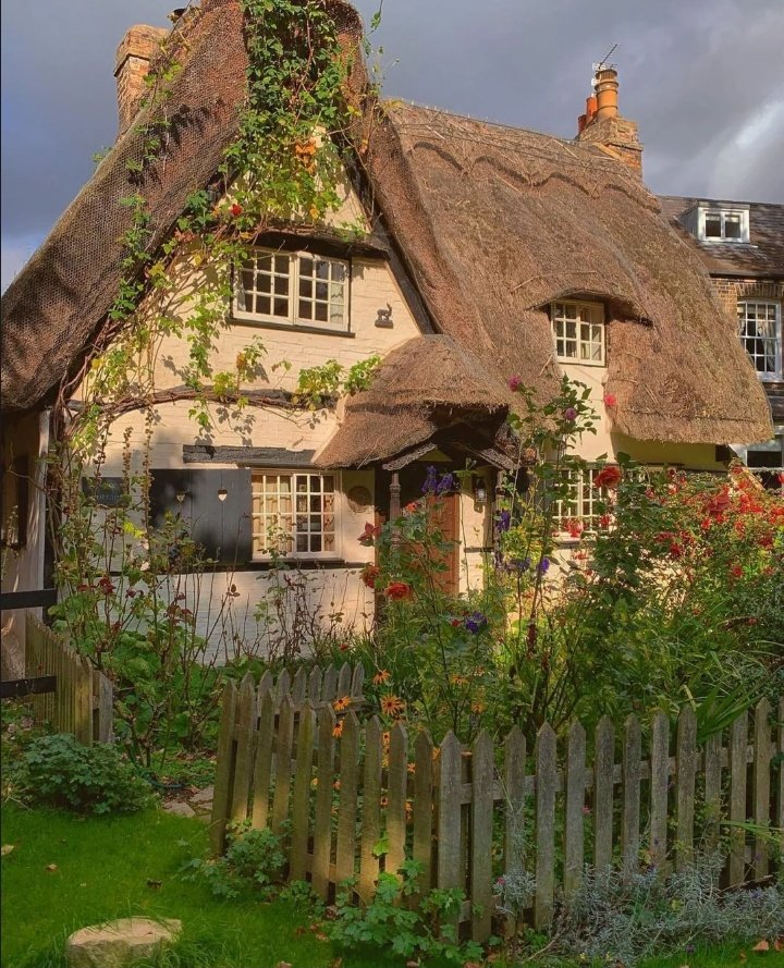 artindetails's tweet photo. cottages. https://t.co/0bGPovjJGu