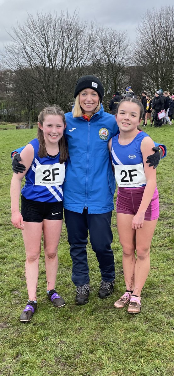 KillieHarriers's tweet photo. Small but mighty group of U11/U13’s taking on the @SCOWestXCLeague at Erskine - great course, thanks everyone 🙌 https://t.co/rQskMIsqh0