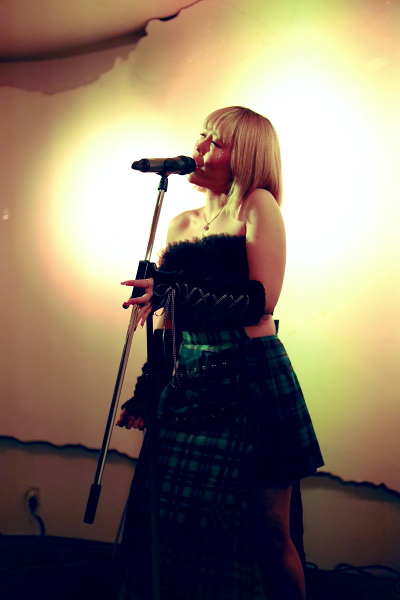 taketomo_222's tweet photo. AYA presents...《HOMEY vol.2》at 駒沢Camited
産休前4ライブしかないAYAさんの主催ライブ、正にアットホームなライブで楽しませてもらいました😊そして、SOARAさんから、おめでたい報告もあり、いい日になりました。AYAさんは、あと3回ライブしたら産休にはいます😌
#AYA
#Homey https://t.co/Yro9II5cAT