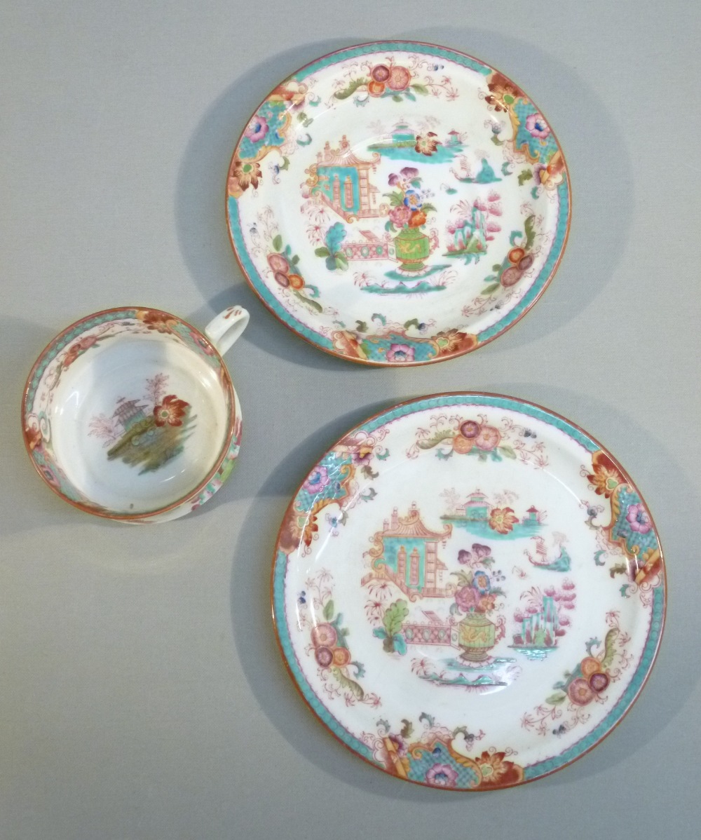 TugboatPhil's tweet photo. I'm a fan of flowery dinnerware, and quite frankly don't care who knows it. https://t.co/1YTCSv1vZt