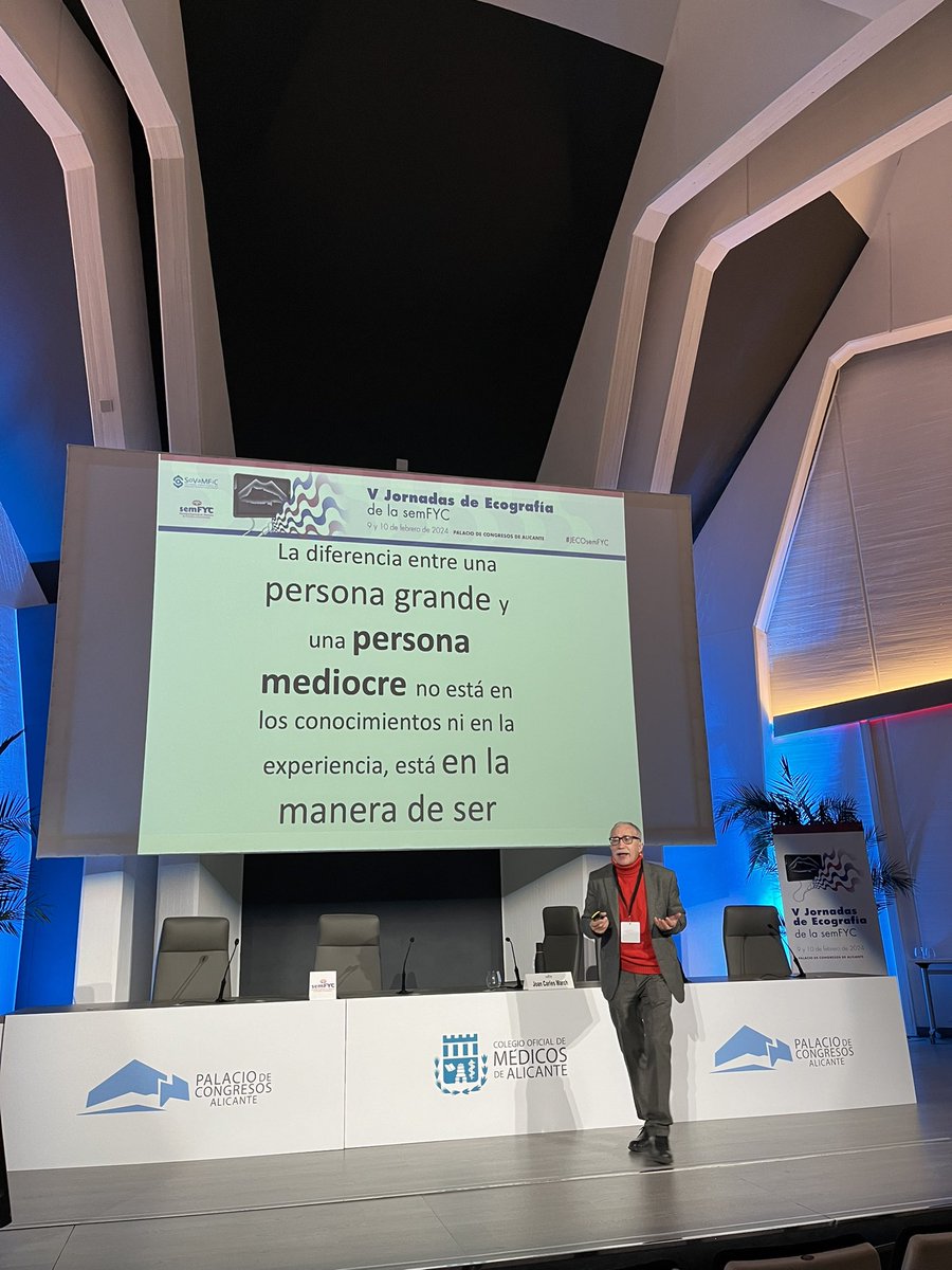 Y como colofón de las #JECOsemfyc, la clausura con <a href="/joancmarch/">joan carles march</a> ,,estupenda charla sobre la motivación para iniciar cualquier reto y en este caso centrada en la Ecografía .😍