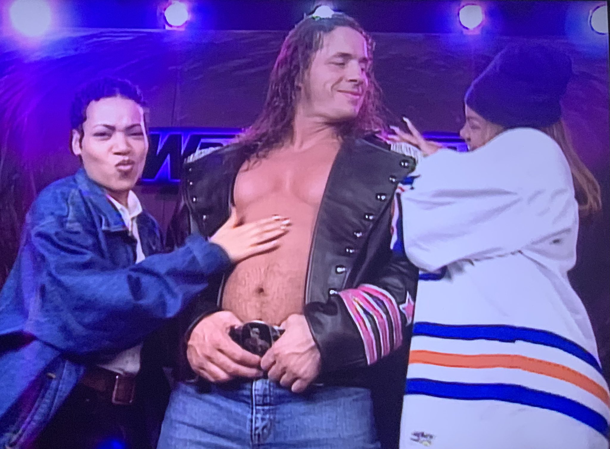 GF-9DGPWEAAvSWG.jpg:large