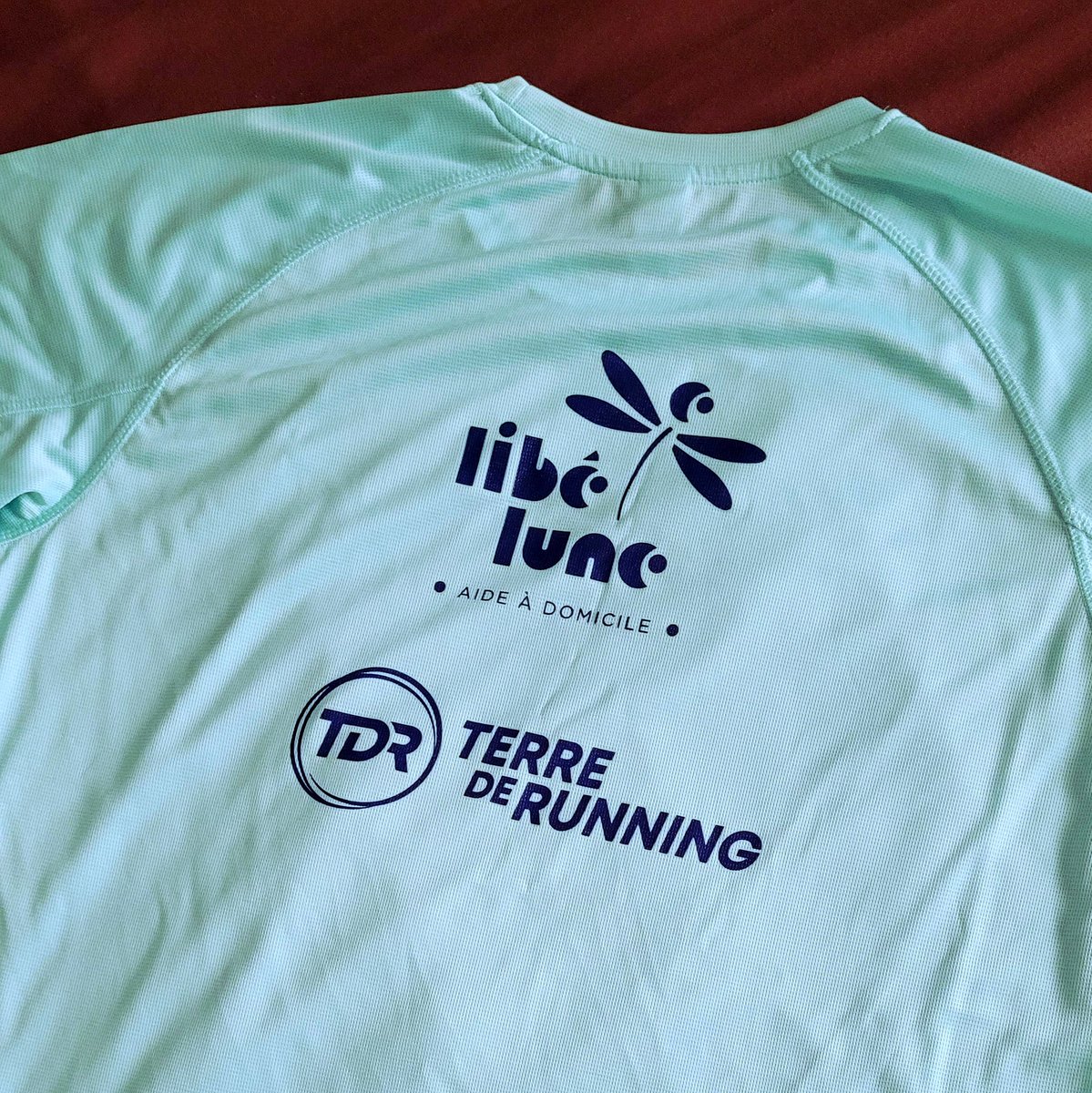 Couleur menthe à l'eau. Les t-shirts 2024 de l'Ultra Boucle sont au chaud dans nos locaux (à la maison quoi 😅).
Vendredi 24 et samedi 25 mai 2024
Infos et inscriptions : ultraboucledelasarra.com
#ultraboucle #ultraboucledelasarra