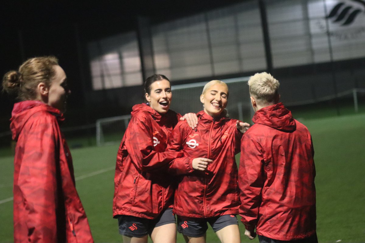 Swansea City Women tweet media