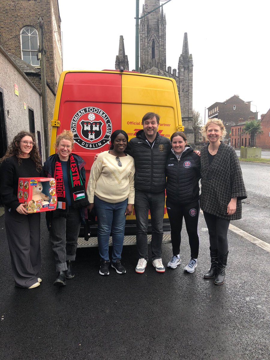 Thanks so much @bfcdublin for another donation of toys to Focus Ireland for children who are homeless. Sean from Bohs & his colleagues kindly delivered a van full of toys to our Dublin Family Centre on Mountjoy Street near Dalymount! The toys will mean that many parents... 1/3