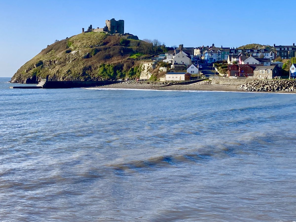 Bore braf iawn i weithio yng Nghricieth