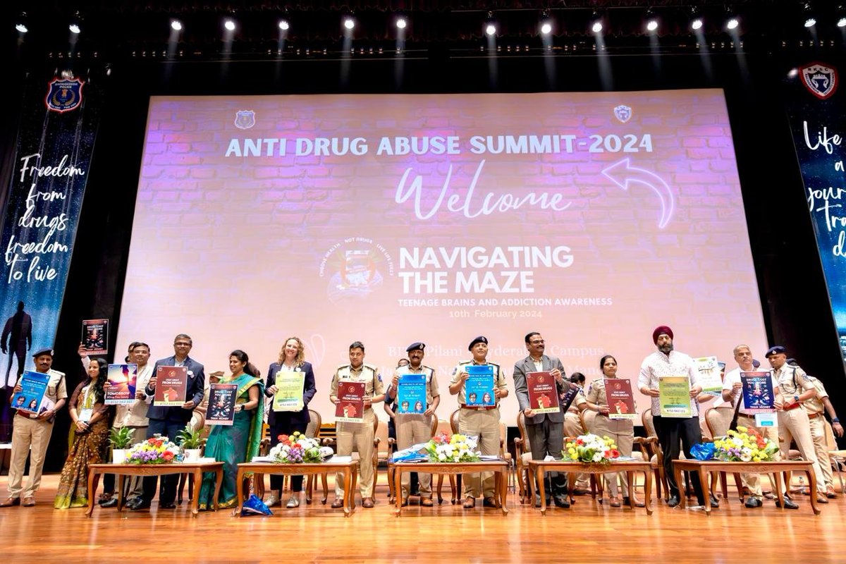 #AntiDrugSummit at @bitshyd, Hyd and Sri.Sandeep Shandilya IPS,( Director #TSNAB) has shared valuable information on #DrugAbuse & Illicit trafficking and requested every individual Kindly inform  information related Drugs on 8712671111.@RachakondaCop #TelanganaAntiNarcoticsBureau