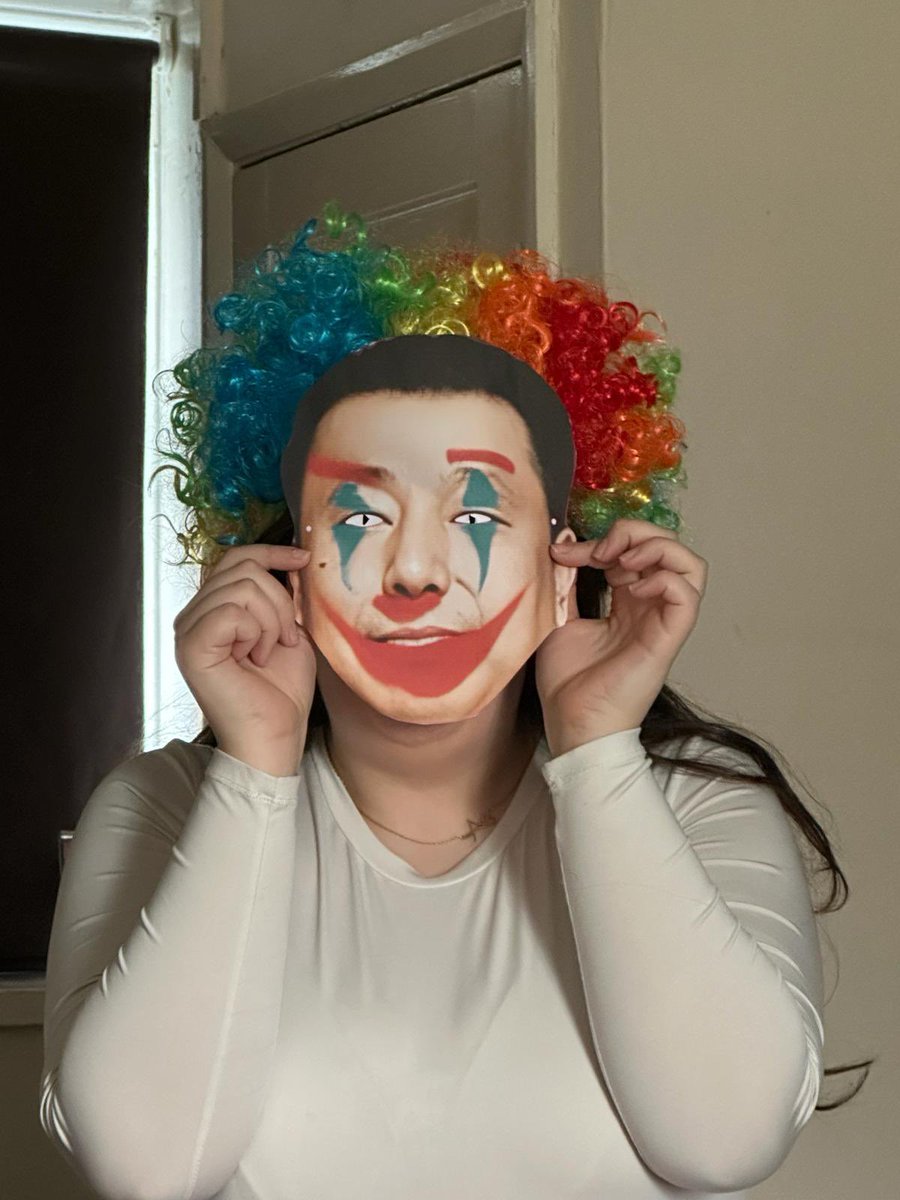royalrickb's tweet photo. Me and the daughter ready for later. Get that clown out our town #readingfc #sellbeforewedai https://t.co/EAsgMY4JX7