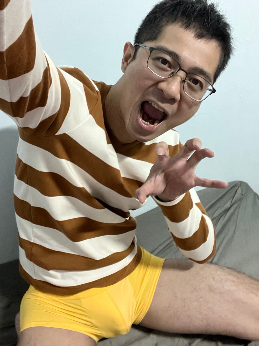 Al_Enoch7's tweet photo. 初一快樂快樂
虎年拍的初一照
虎跟龍都是猛獸吧🧐
瘦的人真的很難粗欸
怎麼粗都贏不過熊啊🥵 https://t.co/TLiMbOaS6a