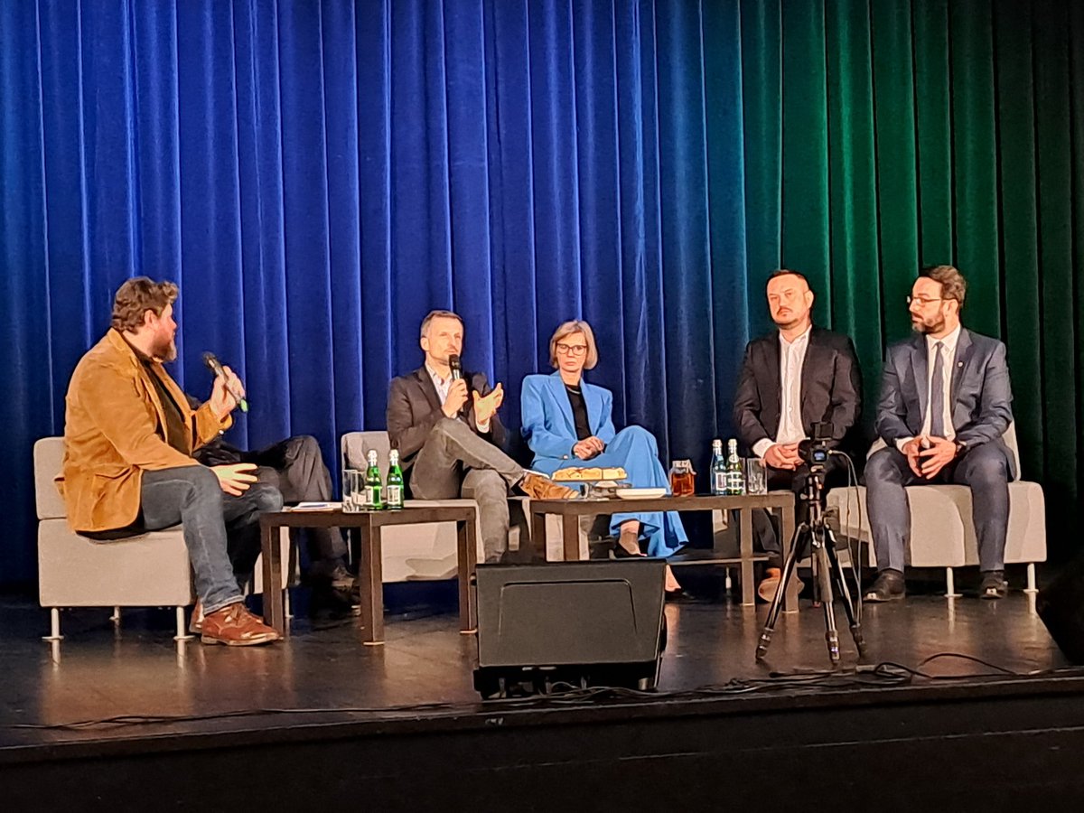 Cezary Pakulski tweet media