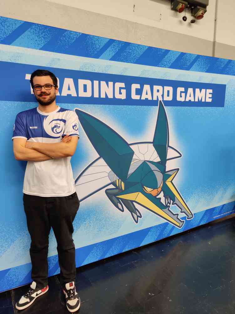 The <a href="/PokemonTCG/">Pokémon TCG</a> regionals return to Germany for the second time this season. <a href="/Munkypac/">Munkypac | RLB</a> is fighting his way through more than 1300 players this weekend. We wish you best of luck 🤞 get that 🍞 

#tcg #tradingcards #tradingcardgames #pokemontcg