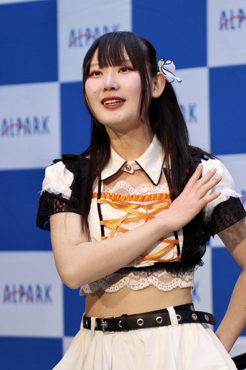 akihiro3776's tweet photo. 2/10アイドルフェスinアルパーク第1部にて、Seazon2のミユさん。やはりかわいい!
#アルパーク
#Seazon2
#ミユてや #ミユ https://t.co/FAzRuazqFH