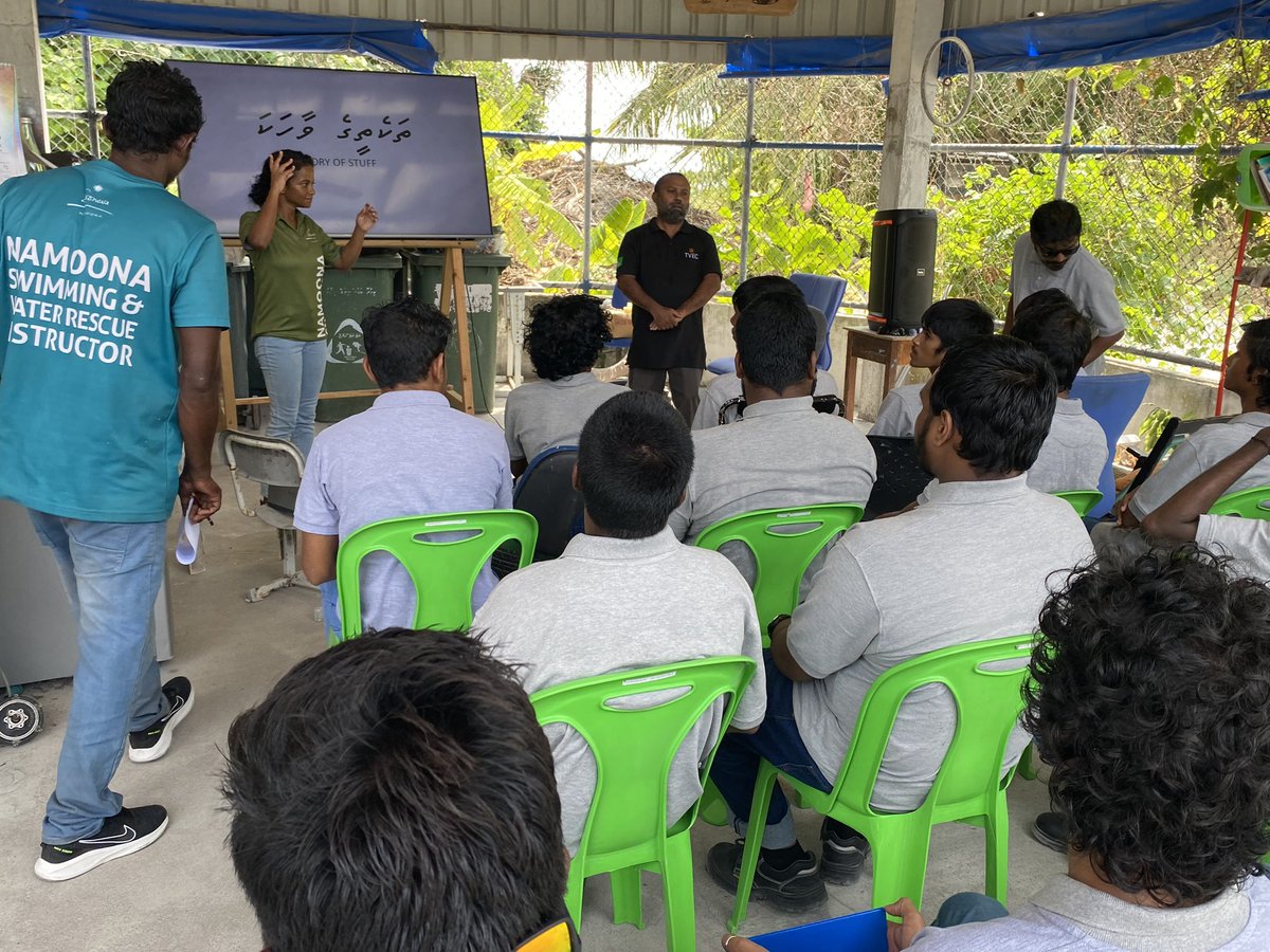 Transforming our waste management center into a hub of education and action! Today, students from <a href="/TVEC_mv/">TVEC</a>, across the Maldives join us for our Repurpose Training program. One of our collaborative work with <a href="/TVEC_mv/">TVEC</a> &amp; @sonevanamoonaa