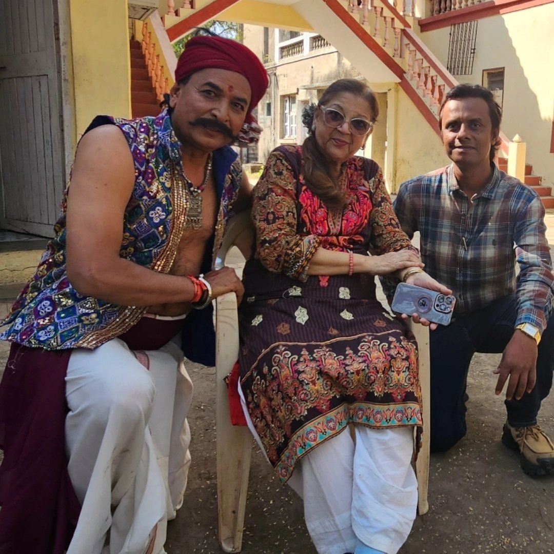 havegroup's tweet photo. Pleasure moment with the owner of #THE_LUCKY_STUDIO_HALOL  RESPECTED #FIROZA_NADIADWALA MADAM  &amp; WELL KNOWN INTERNATIONAL CLASSICAL DANCER AND ACTOR MR #BHARAT_BARIA 
AT LUCKY STIDIO HALOL. https://t.co/OJTmrB5WW8