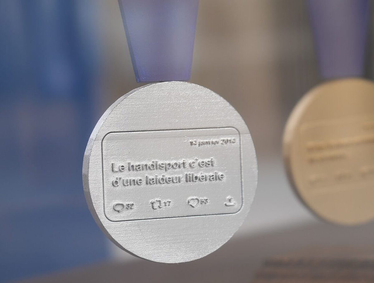 ❌ Allianz surfe sur la présentation des médailles de Paris 2024 en s'activant avec une campagne contre le 𝐜𝐲𝐛𝐞𝐫𝐡𝐚𝐫𝐜𝐞̀𝐥𝐞𝐦𝐞𝐧𝐭 appelée « le revers de la médaille » !

🏅 Pour cela, ils utilisent des messages reçus par des athlètes.

📸 #Paris2024 | #CSR