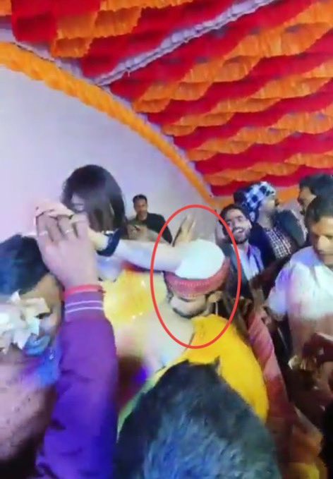 Mahua Moitra Fans tweet media