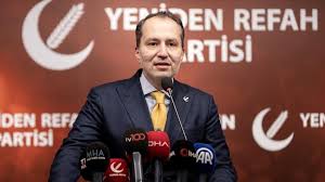 mutlu_unitezim's tweet photo. Necmettin Erbakan gibi asil bir adamın oğlu olarak senide seviyoruz. Seçimlerde kazanma şansın olsa sanada oy verirdik. Lakin tüm şeytani zümrelerin ittifak yaptığı bir yerde senin Ak parti karşısında yer alman demek seçimlerde kazanabilecek iki adaydan CHP ye yarayacaktır. Çünkü sen bu melanet durumda bilerek veya bilmeyerek AK partinin belkide kaybetmesine sebep olacaksın. Yarın seçimlerde İmamoğlu kazanırsa bu sadece senin yüzünden olacaktır. Bunu da böyle bilesiniz...