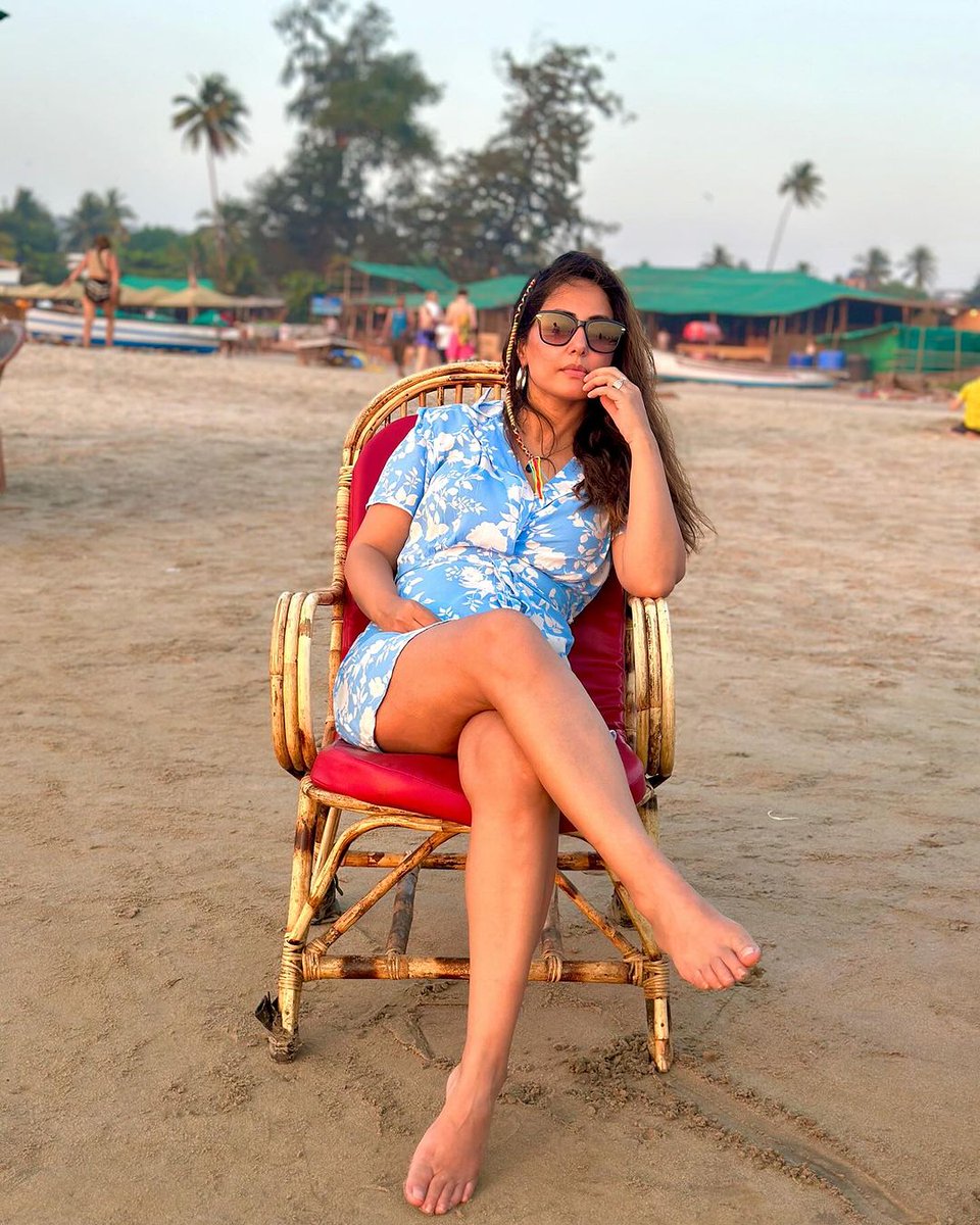 Hina Khan Is Chilling On The Beach. 🌊
#HinaKhan #Goa #BeachHoliday #Vacation
