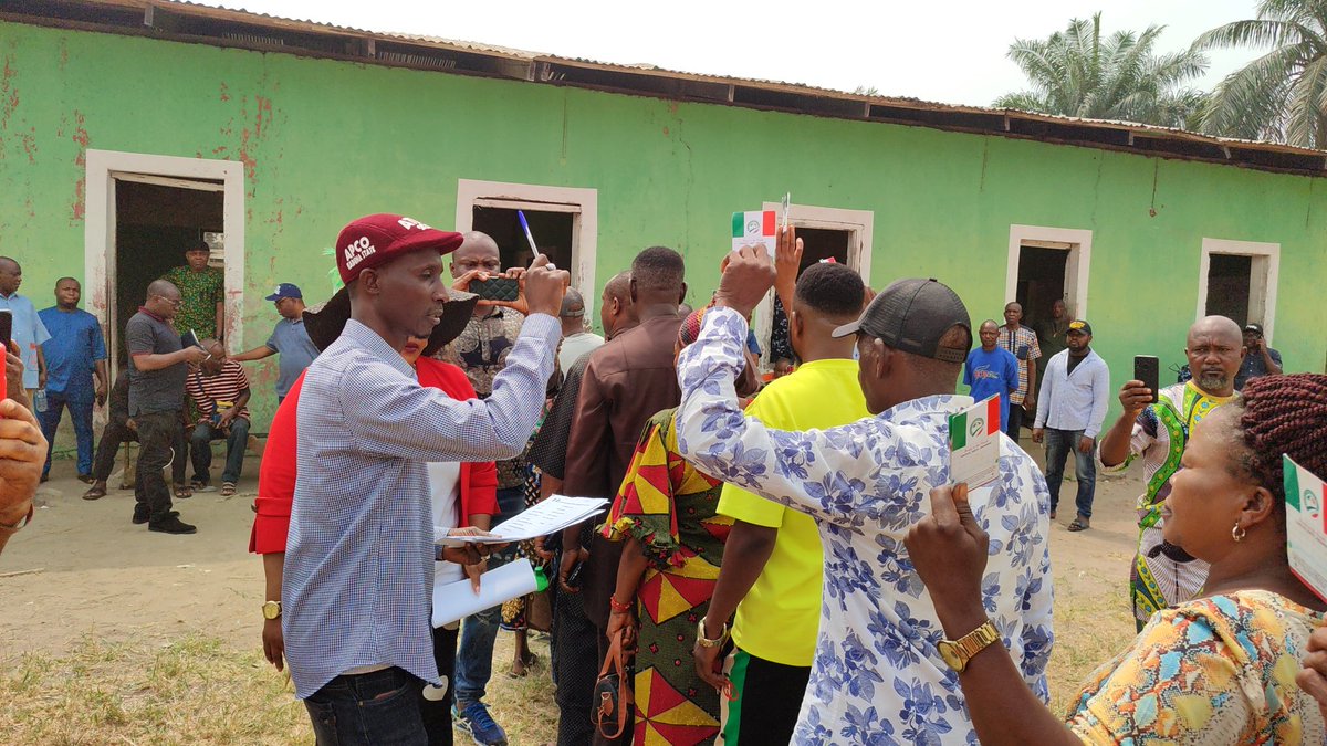 IyobosaSamuel's tweet image. Barrister Christopher Agbonwanegbe elected as the National Delegate of the Peoples Democratic Party Representing Orhionmwon LGA, Edo State in the forthcoming gubernatorial primaries of the party in Edo State.

#SupportPDP