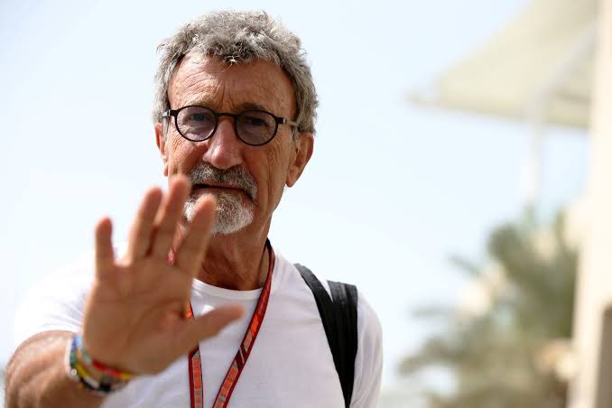 f1_naija's tweet photo. 📰: Eddie Jordan suggests that Mercedes should prioritize enticing Sebastian Vettel to replace Lewis Hamilton for the upcoming season. He believes that having a German driver in a German car would be an ideal solution for Mercedes, emphasizing Vettel’s experience and the historical precedent of Michael Schumacher returning to Mercedes. 

#F1