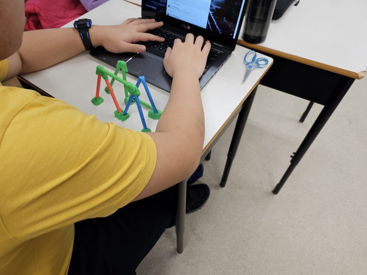 CuriousityRealm's tweet photo. Building stable structure mini exercises. Hand on learning for engagement and learning. https://t.co/eBL3Udp7sY