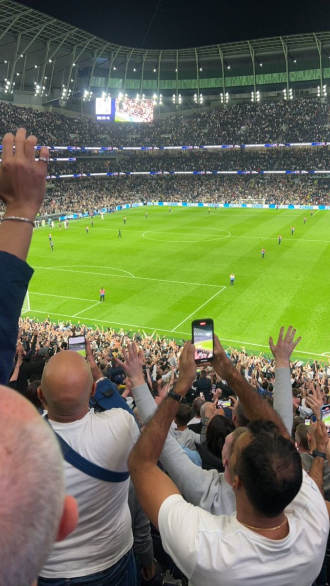 Ryan1997___'s tweet photo. Need to sell my ticket for Spurs today, FV wanted. @HotspurTickets #spurs #spurstickets Seat can be seen below👍🏼 https://t.co/3WEs73qKaA