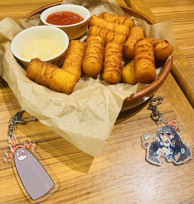 先生、ハンバーグです(  •︠ˍ•︡.) 