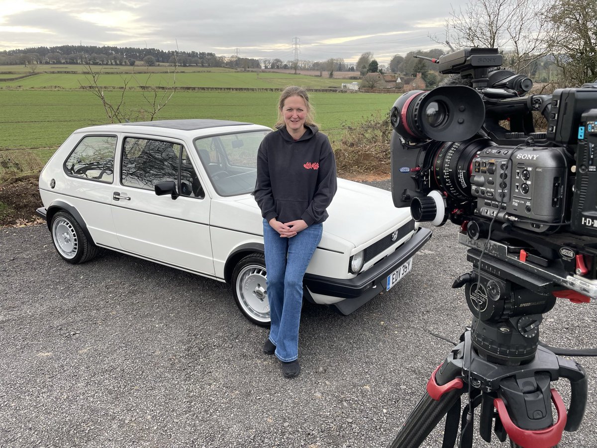 Can’t believe it’s been a year since my day filming with #BangersAndCash #RestoringClassics. Such a great experience! Little did I know Edy had some of the same issues as their problematic cab,well the tank was rotting🤦‍♀️Funny how things turn out. Must get Edy sorted this year😅🤞
