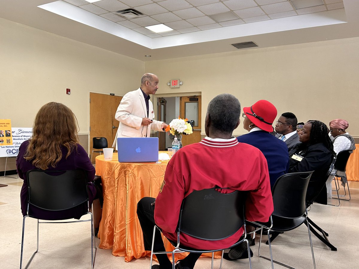 Learning about cyber security for small Black towns at the Black Towns Roundtable in Eatonville, Fl. Thank you David Allen of Prairie View, TX for sharing.