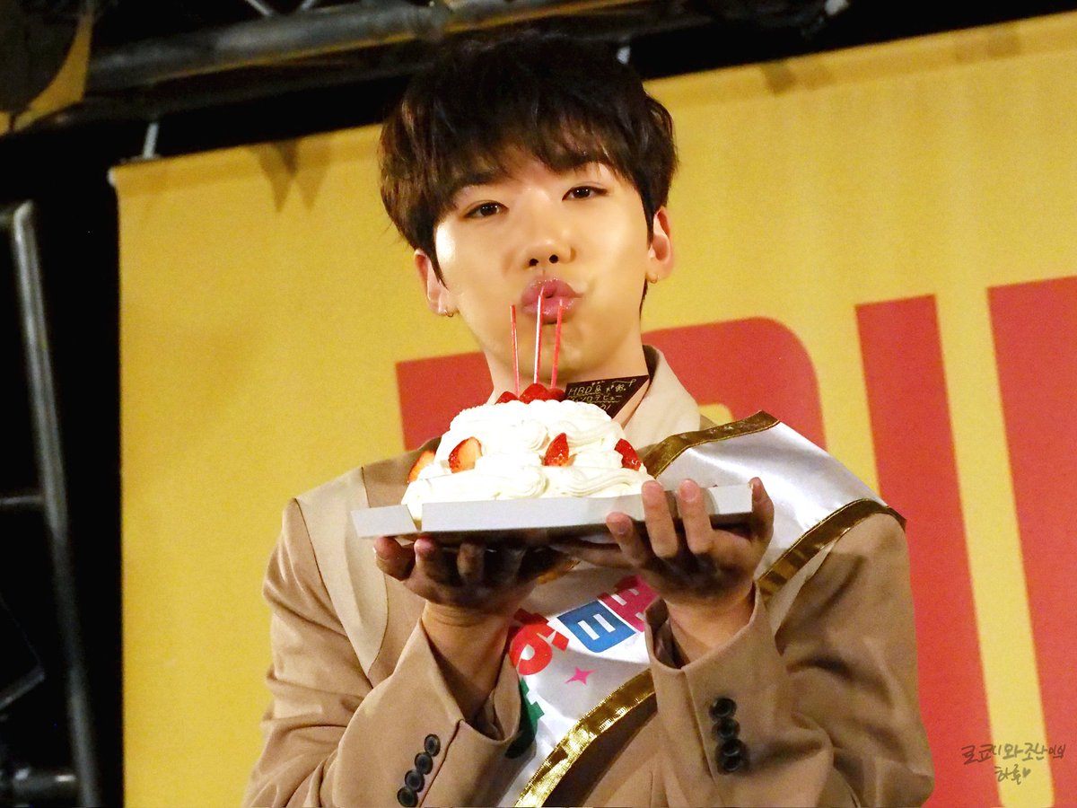 ROKNARIH's tweet photo. 🐹 240210 #노래의왕자님록차DAY

생일 축하해요🎉 
지금까지도 앞으로도 오빠의 노래와 웃는 얼굴이 너무 좋아요💓🍀

@gusdl210
@FAVE1_official

#페이브원 #FAVE1  #록현 https://t.co/4cOvG54skG