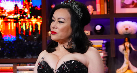 Jennifer Tilly loves filming sex scenes at 65 as it's a 'free pass to get naked' https://t.co/lo356mORth Jennifer Tilly loves filming sex scenes at 65 as it's a 'free pass to get naked' https://t.co/lo356mORth