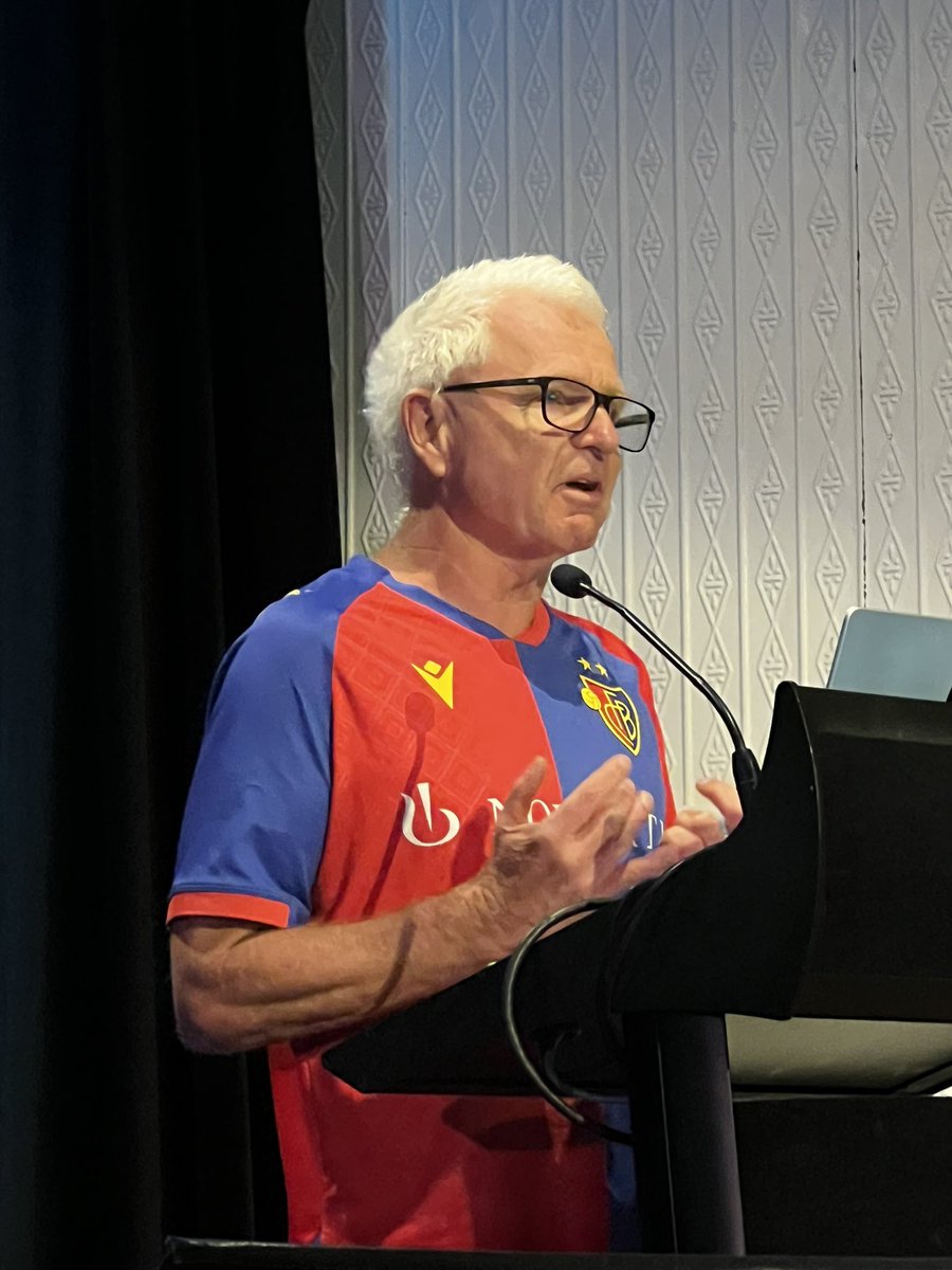 Professor Andreas Strasser from @WEHI  acknowledged many colleagues over his long and illustrious career while being honored in delivering the Ashley Dunn Oration at the Lorne Cancer Conference 24