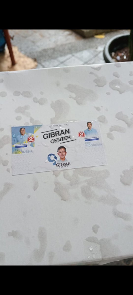 ordinary me tweet media