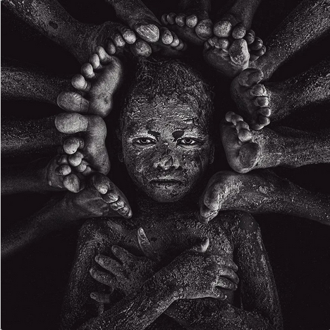 AriaaJaeger's tweet photo. Life leaves footprints in your consciousness;
People leave footprints in your heart;
Animals leave footprints on your soul;
Acts of love and selflessness leave footprints in the heavens. Ariaa Jaeger
📷 @khanhphanphotograph
#Ariaaisms #SpiritualFoodfortheSoul #Love #Selflessness https://t.co/C7MDaWFJ8Q
