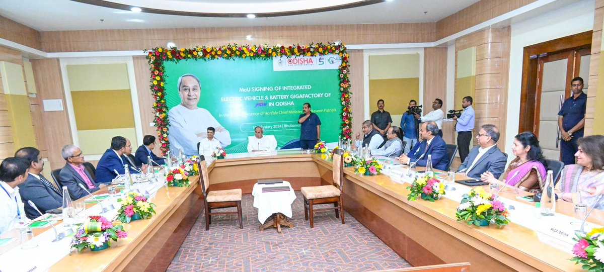 Pinaki Misra tweet media