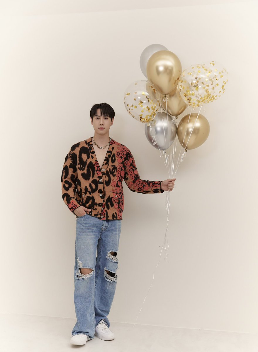 brightrpp_'s tweet image. มังกรอ๋อป๊า 🐉
  
ซินเจียยู่อี่ซินนี้ฮวดไช้ค้าบ 🧧

#BrightrppCNY2024