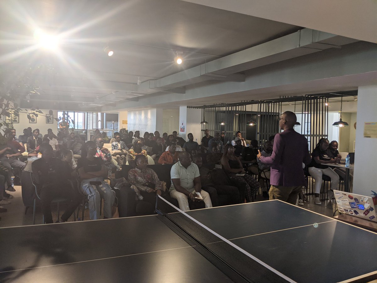 oiseraorina's tweet photo. On location with @aws_UGkenya for Aws Recap #AWSRecapKE.
@adeline_makokha , @Vel12171 & @NellyNyadzua . https://t.co/SZ8WCR56QS