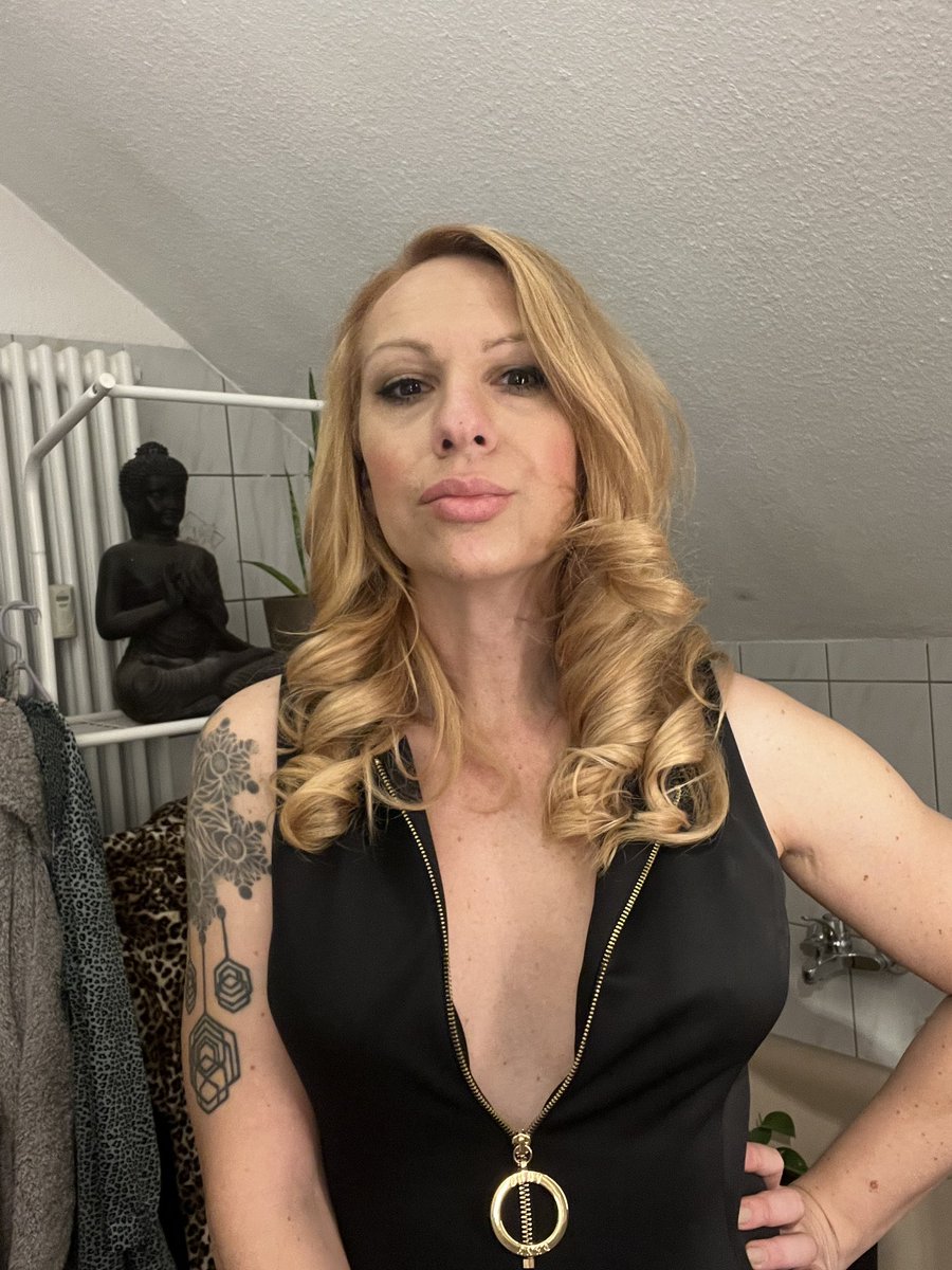 Academy1Trans's tweet photo. #trans #fashion #tfp #sexy #transgirl https://t.co/K9C0fV2gsJ