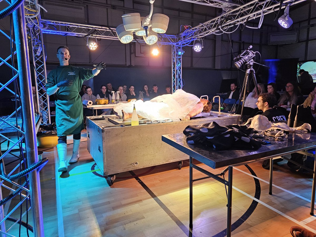 Thoroughly enjoyed <a href="/postmortemlive/">thepostmortemlive</a> event in Bristol today, really insightful and informative! As you can see from my face. I was all too happy to be dissecting organs.
