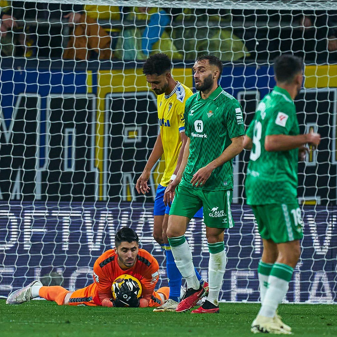 Victoria importante y portería a cero. 🔐Seguimos!💚💪🏻