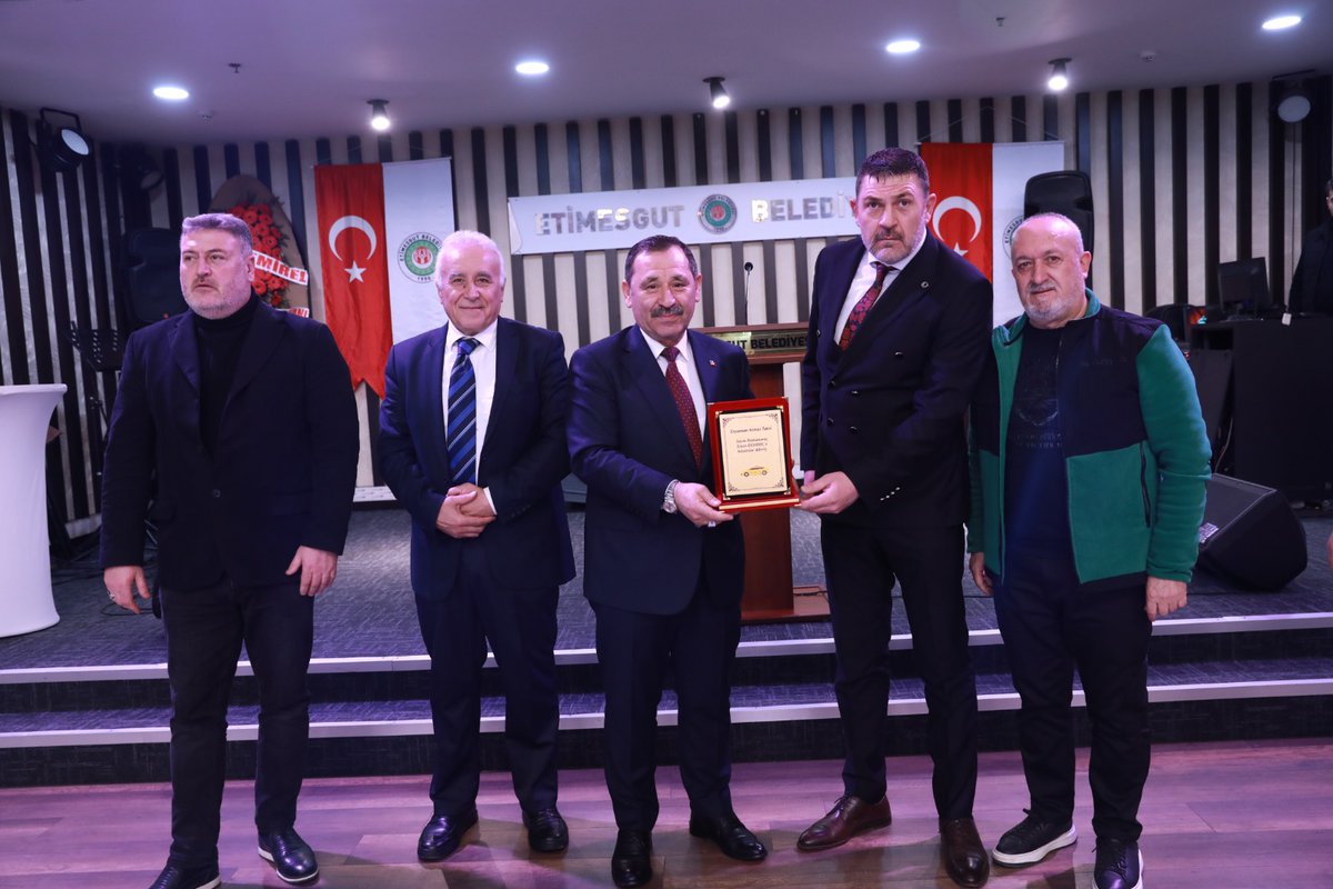 enverdemirel's tweet photo. Taksici ve dolmuşçu esnafımızla bir araya geldik, istek ve önerilerini aldık.

Destekleri için teşekkür ediyorum.

Tüm taksici ve dolmuşçu esnafımıza kazasız belasız, hayırlı ve bol kazançlar diliyorum. https://t.co/L0bRyIAUK2