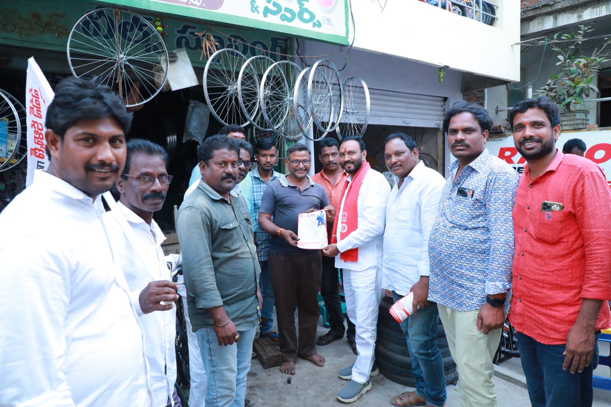 srbamalapuram's tweet image. అమలాపురం పట్టణంలో ప్రారంభమైన 98వ రోజు #మహాసంకల్ప_యాత్ర
#JSPForAP 
#HelloAP_VoteForJanaSenaTDP