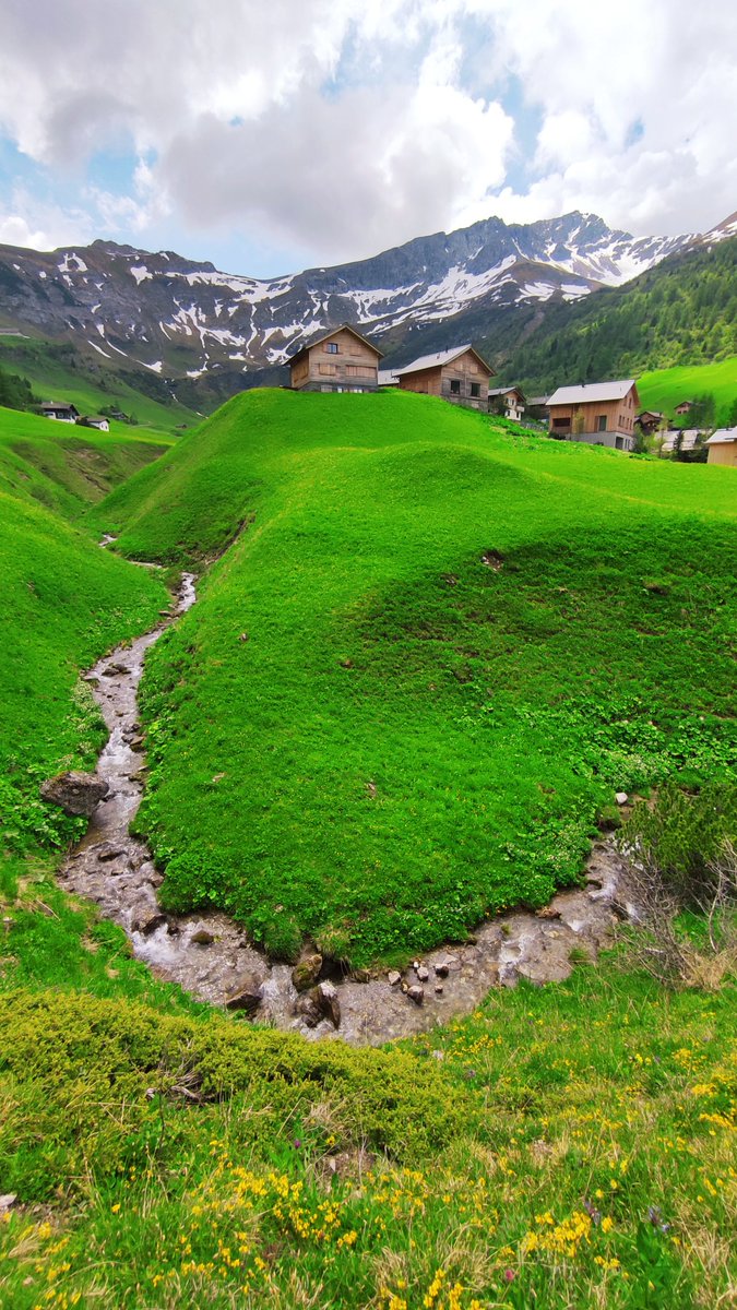 Al_Ph7667's tweet photo. #malbun #liechtenstein #alpen https://t.co/drEadvZe59
