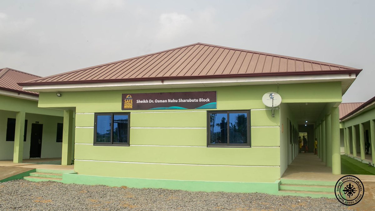 cdzas's tweet photo. it'll cost you $0.00 to repost this!

God bless Hon. Samuel Okudzeto Ablakwa. For building another Housing Project which will house another 300 VRA spillage victims. https://t.co/2rBegzWvBN