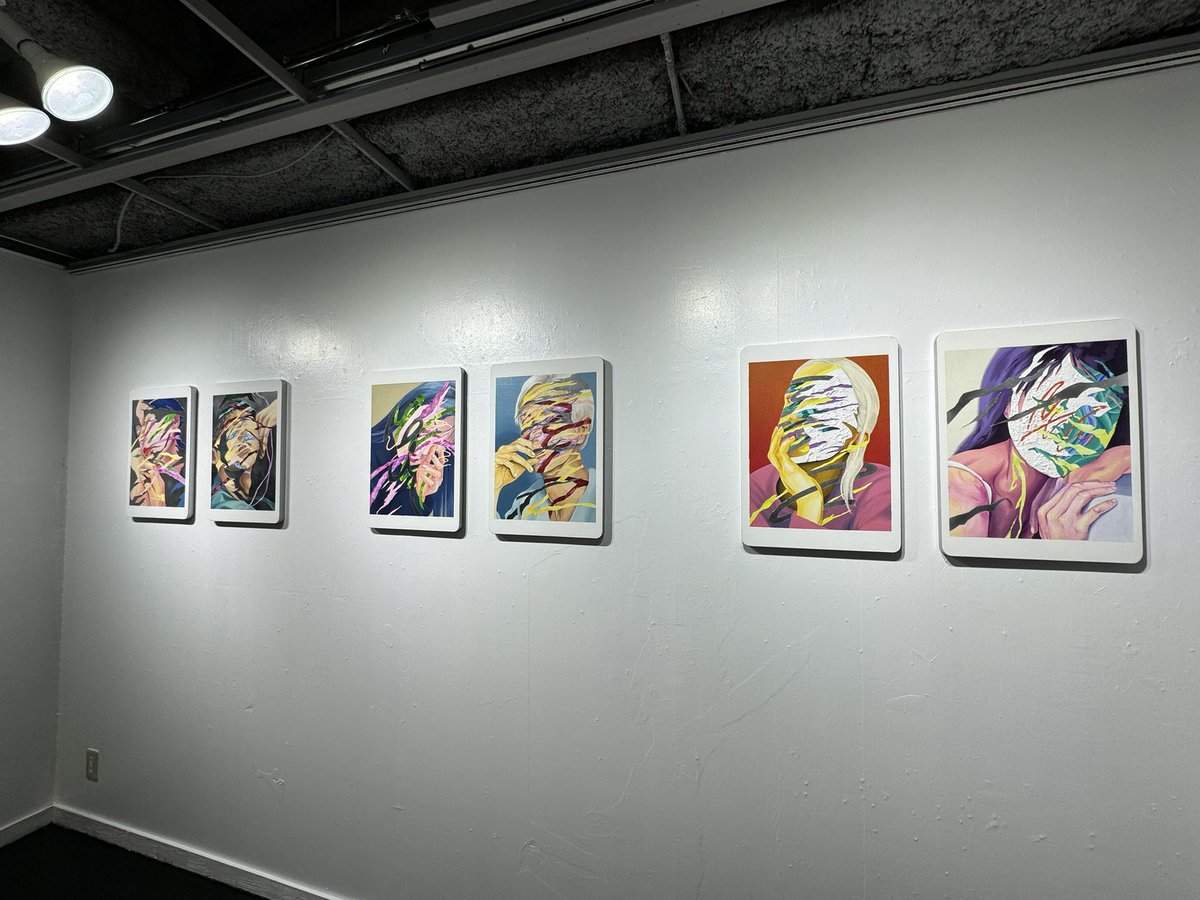 andrew_roses's tweet photo. 𝗔𝘆𝗮 𝗦𝗛𝗜𝗠𝗢𝗛𝗔𝗥𝗔さんの個展行ってきた☺️色んなお話聞けて楽しかったし作品もカッコいい https://t.co/nnJpftVnGy