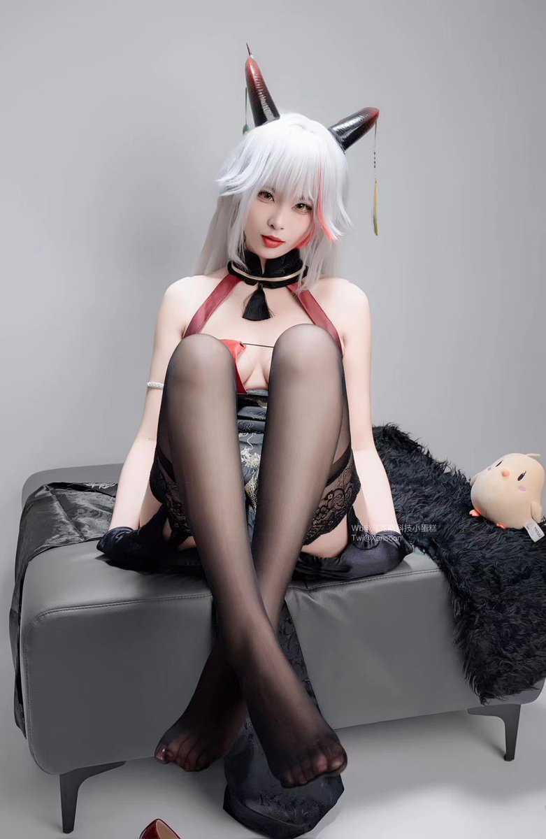 新年快乐！猜你想看龙娘的龙丝了～❤️
#AzurLane https://t.co/uzRSipnjve