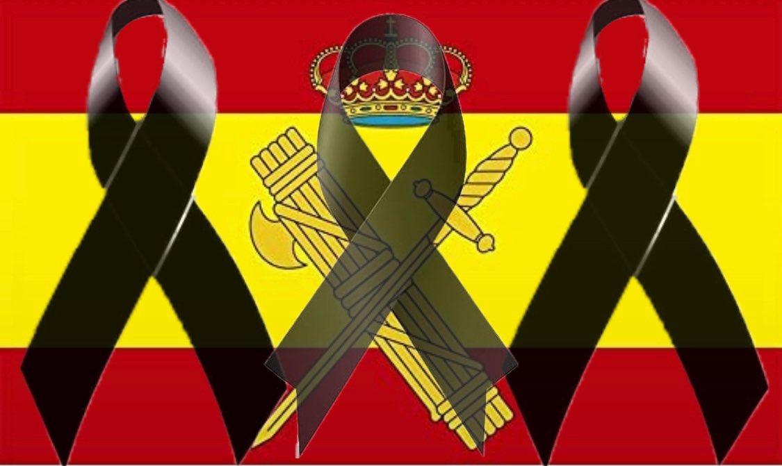 nachorenes's tweet photo. Hoy es un día muy triste.
Pero q sepáis todos una cosa,quien no pone medios para la lucha contra las mafias, es x q son parte de estas mafias. 
Marlasca Dimisión YA y q no se presente al funeral d los compañeros, sería muy triste tener a uno d los cómplices en el funeral.
D.E.P. https://t.co/i38bVnuEG4
