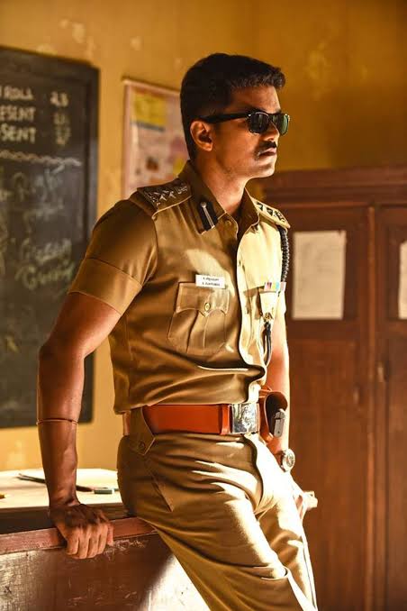 CinemaAngle's tweet photo. @galattadotcom #VijayKumarIPS from #Theri 🔥🔥
#Thalapathy 🥰🥰 https://t.co/w8S5qcuEj9